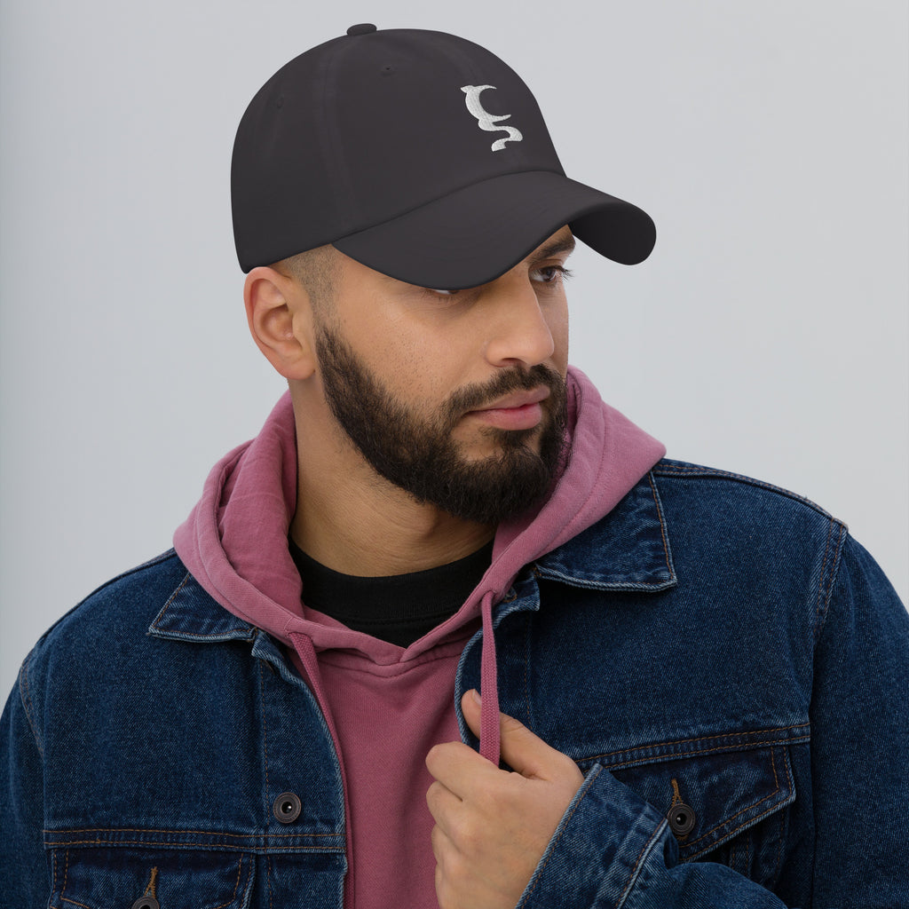 UN WHITE LOGO DAD HAT IN 5 DIFFERENT COLORS