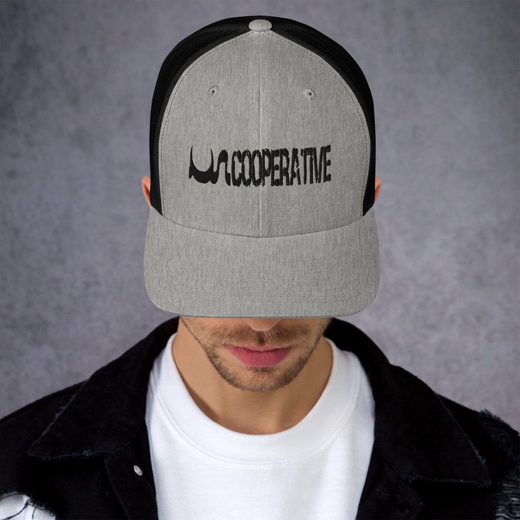 UN COOPERTIVE TRUCKER CAP IN 5 DIFFERENT COLORS