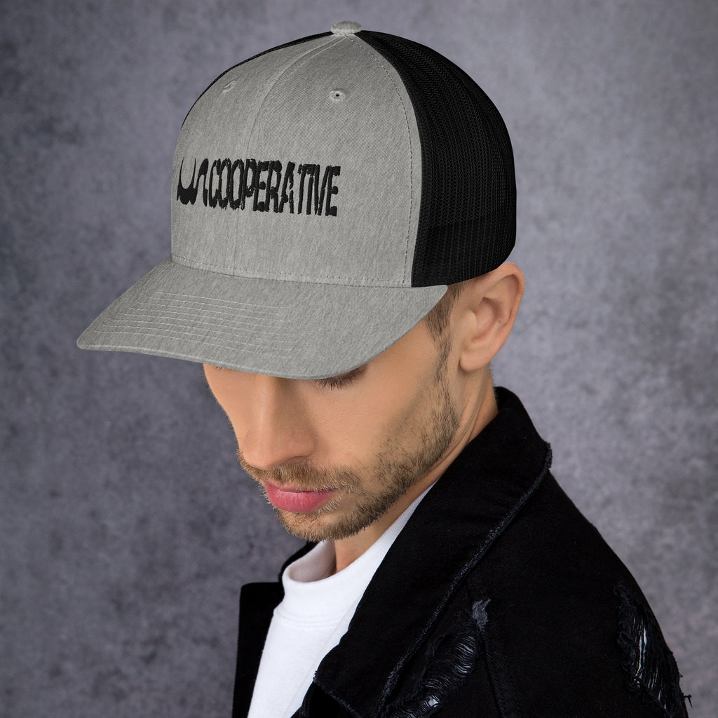 UN COOPERTIVE TRUCKER CAP IN 5 DIFFERENT COLORS
