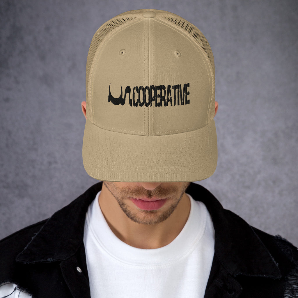 UN COOPERTIVE TRUCKER CAP IN 5 DIFFERENT COLORS