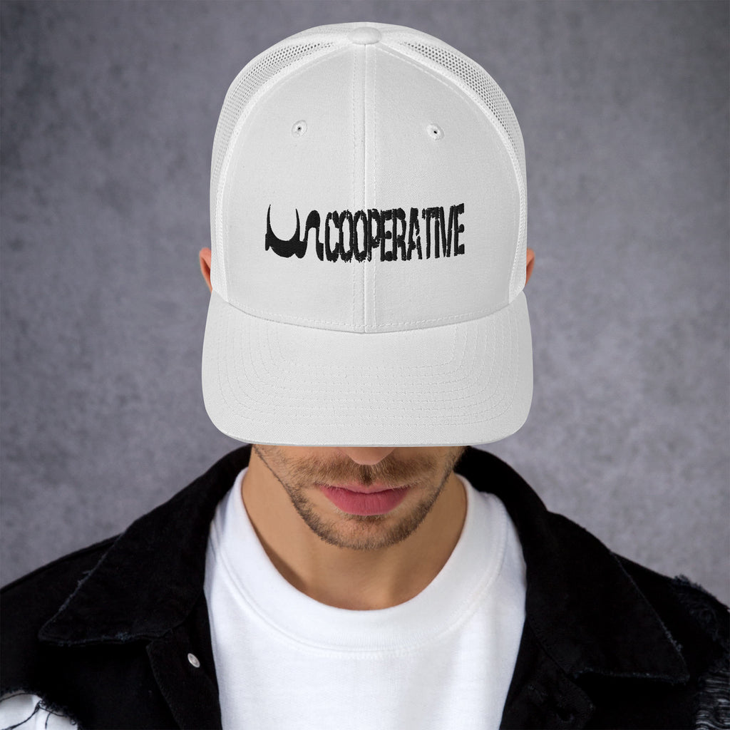 UN COOPERTIVE TRUCKER CAP IN 5 DIFFERENT COLORS