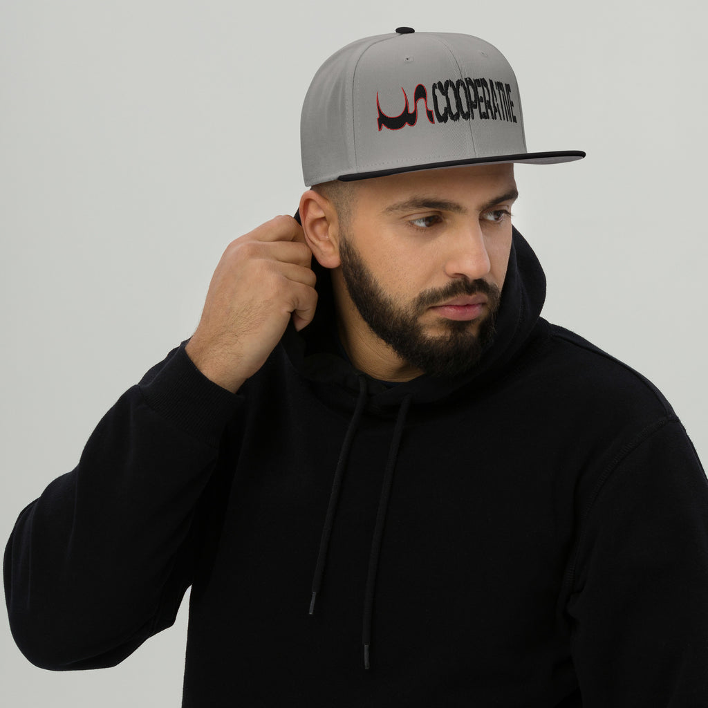 UN COOPERTIVE SNAPBACK IN 17 DIFFERENT COLORS