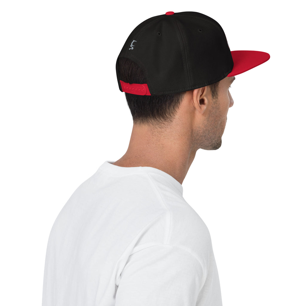 UN COOPERTIVE SNAPBACK IN 17 DIFFERENT COLORS