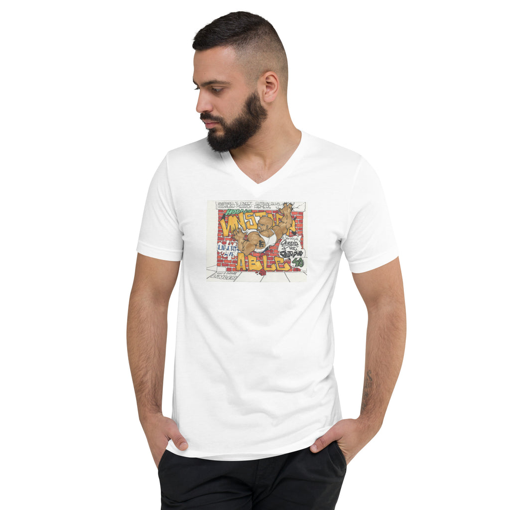 UN GRAFFITI V-NECK TSHIRT IN 2 DIFFERENT COLORS