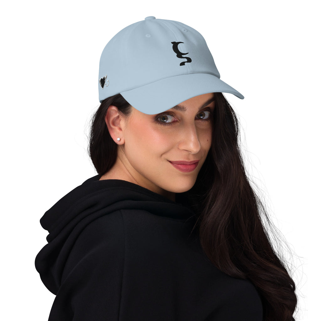 UN LOGO DAD HATS IN 9 DIFFERENT COLORS